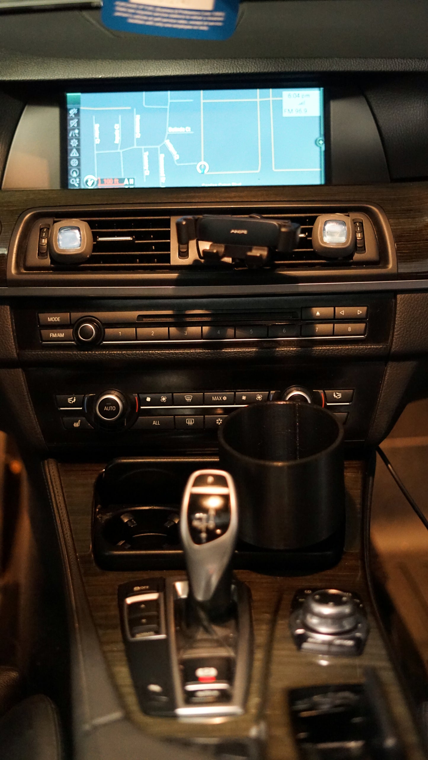 BMW F10/F11 (5 series) Cupholder